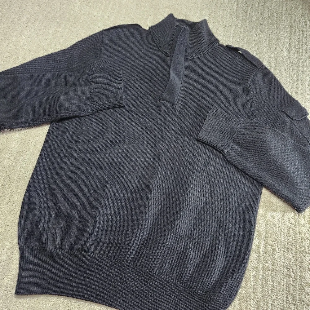 Banana Republic Combat Sweater Men Medium Wool Blend Epaulets Cammando Black